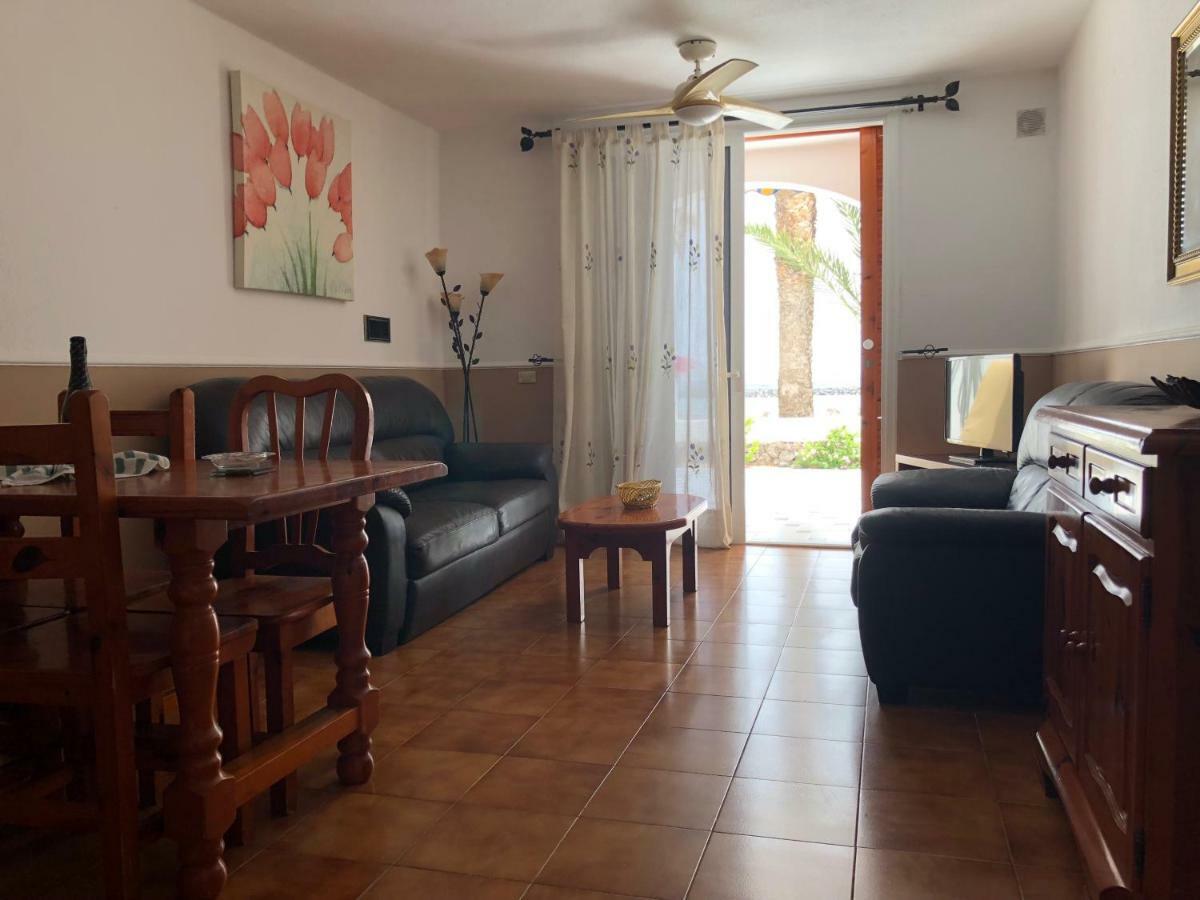 Beachfront Apartment Arona  Eksteriør billede