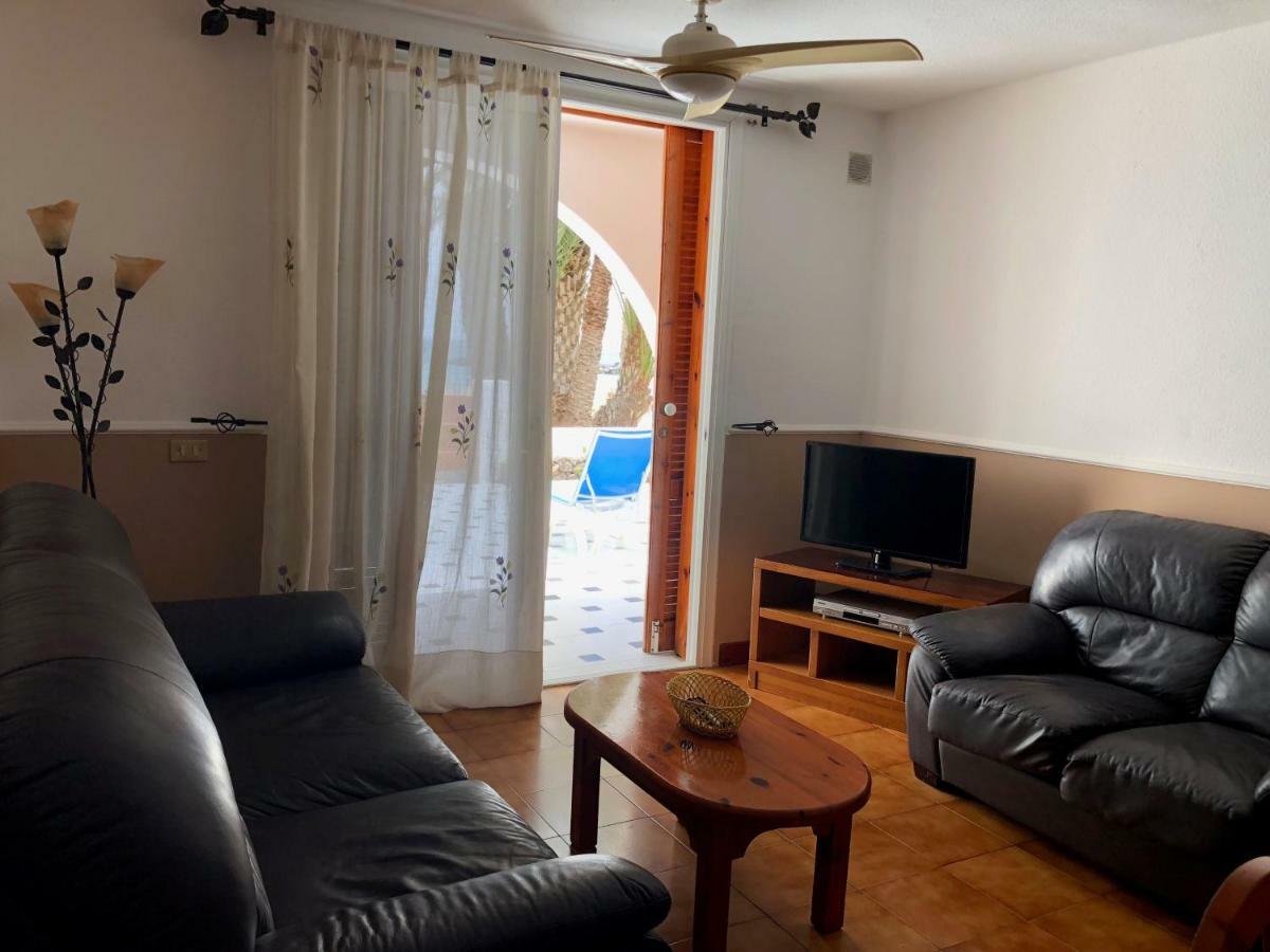 Beachfront Apartment Arona  Eksteriør billede